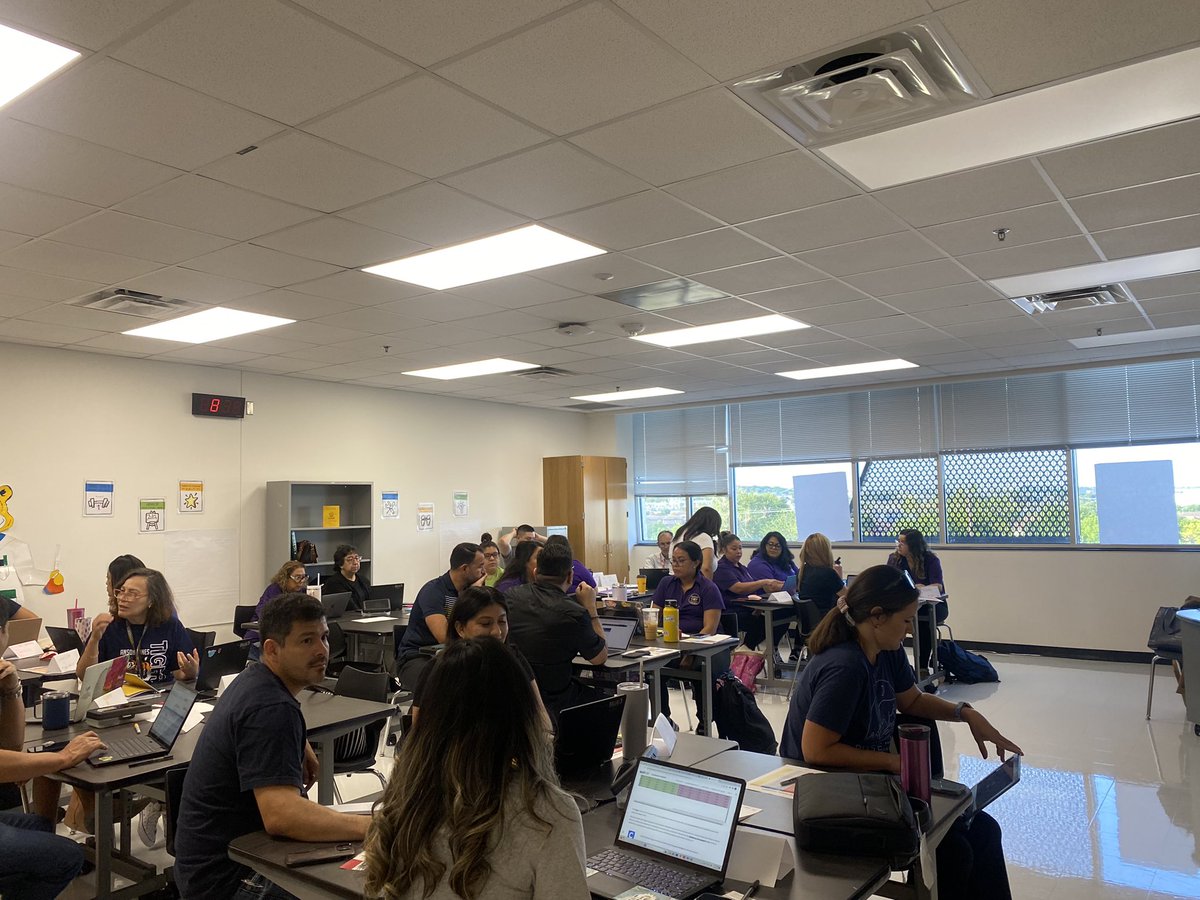 DrZoePagan's tweet photo. Back to School professional development is in session. We’re in full @eureka_math &amp; @Amplify implementation mode! Our I-team is excited to support you &amp; set you up for success! @DrElenaSHill @MurilloDebbie1 @AaronDaffern @shannontrejo @TeamDallasISD @Mo1Ramirez https://t.co/CEGNOXUSdR