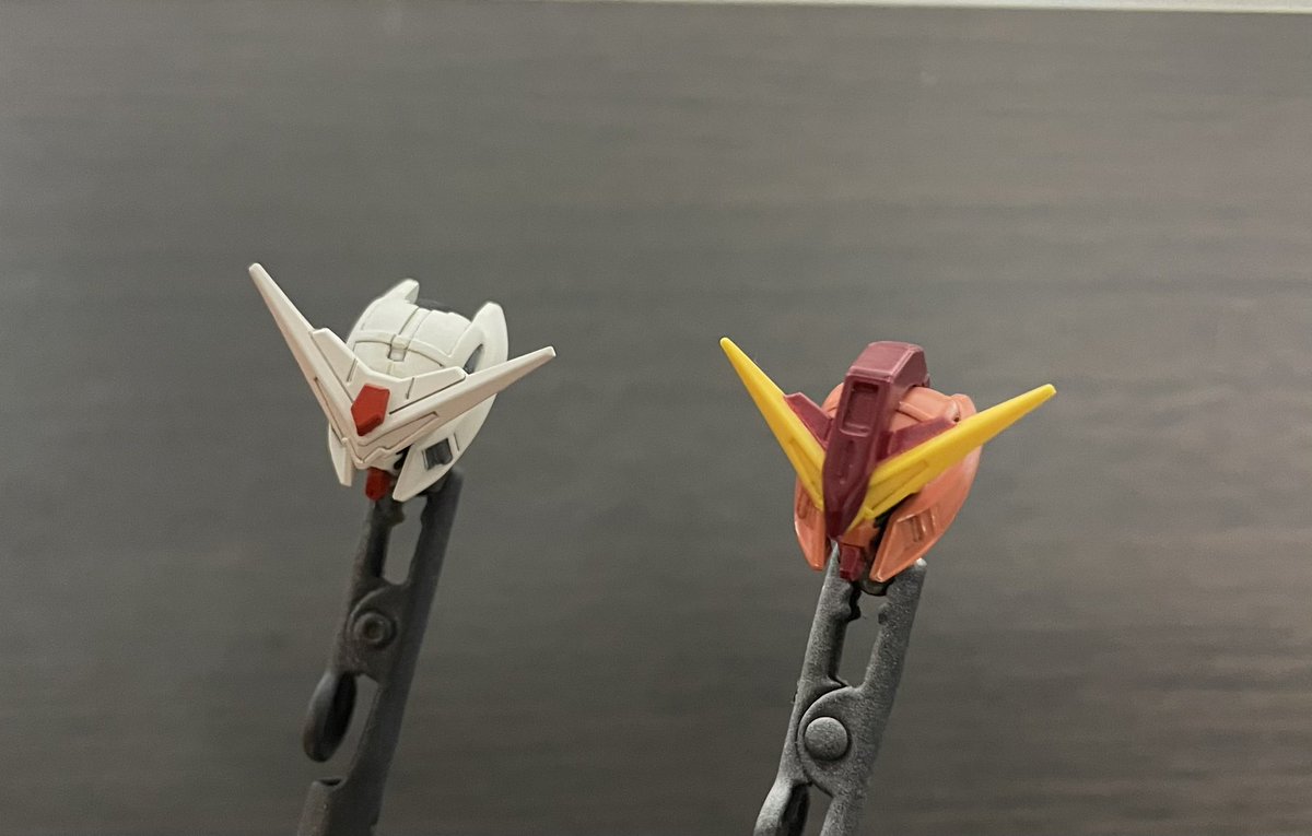 mozza120x2's tweet image. お顔できた☺️

同じパーツを使った5年前のものと並べて比較📸