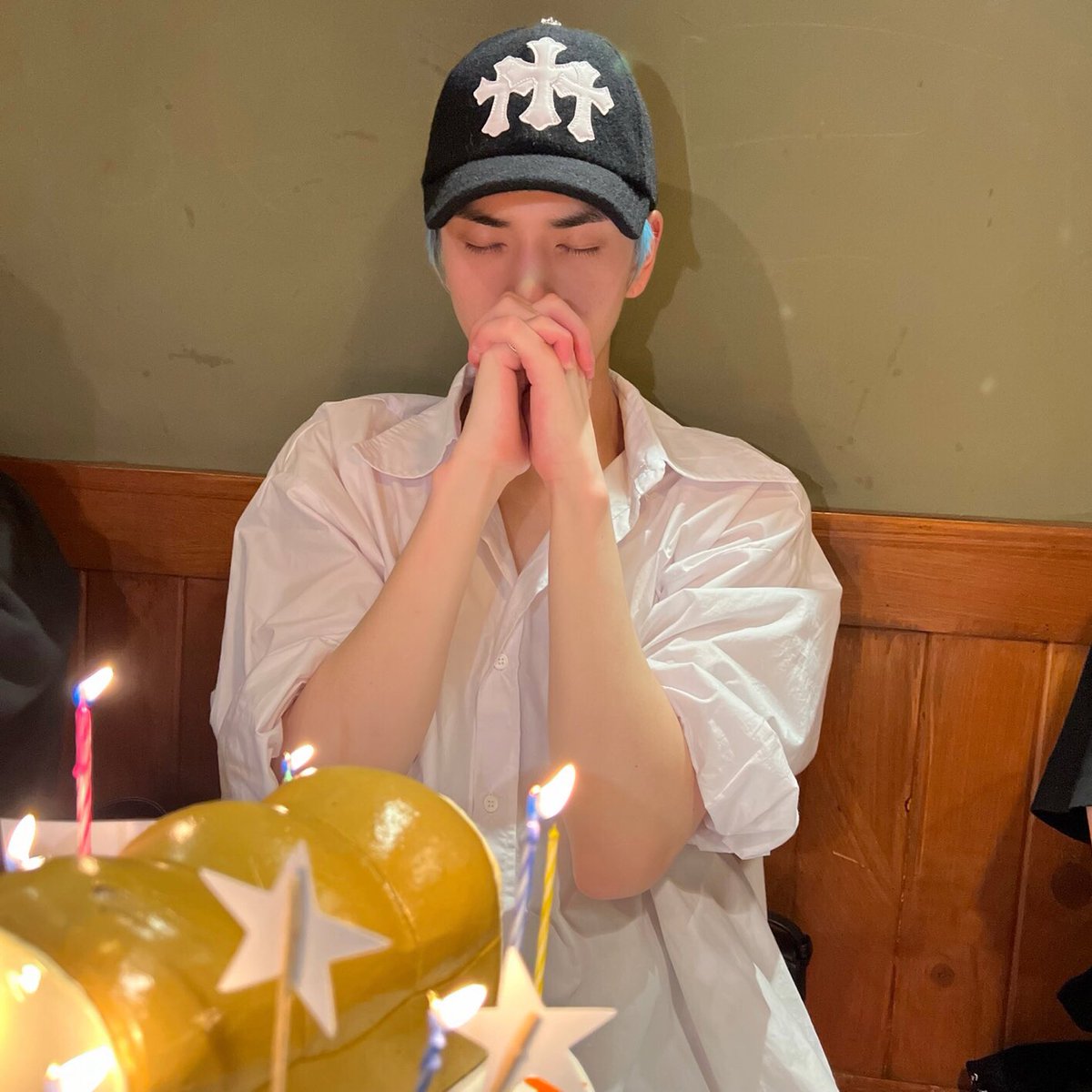 YOUNGHOON BIRTHDAY TREND EVENT

This is a thread of questions to help trend Younghoon's birthday hashtags: 

HAPPY BIRTHDAY YOUNGHOON
#빵담빵담_영훈이_생일축하해
#Dear_My_Boy_Younghoon

— QRT with your answers + tags!