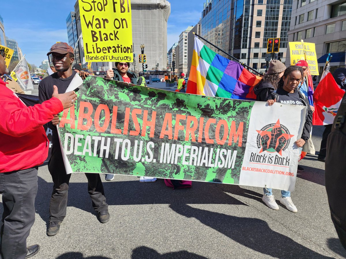 I was very glad to attend!  So many pp there were in solidarity with condemning the US scurrilous indictments against  #theUhuru3. #OmaliYeshitela leader of
#TheUhuruMovement has a long history of fiercely opposing US colonialism & Imperialism! (One photo is from a prior demo)