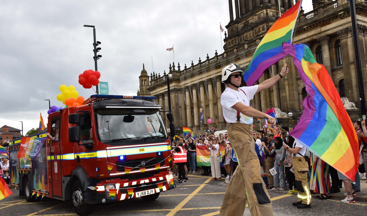West Yorkshire Fire and Rescue Service tweet media