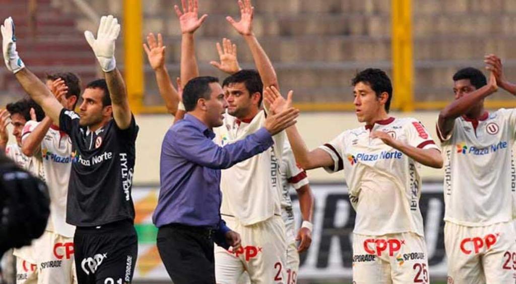 JorgeVidalU's tweet photo. ¡Feliz aniversario @Universitario 99 años siendo los primeros y los más grandes, una institución emblema y referente de América del Sur. 
#99depasión https://t.co/Mer3A0kaAa
