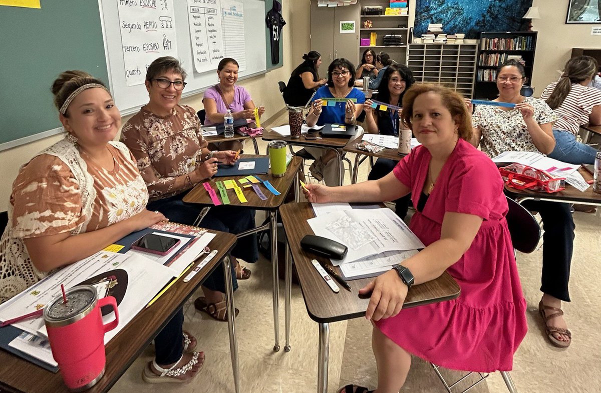 laughDFernandez's tweet photo. Fisher Bilingual teachers getting ready at La gramática es divertida o sea bien chida!
@DraGarciaNISD 
@NISDFisher 
@quintero_rhaps 
@dora_timbers https://t.co/Yjk9udBdLS