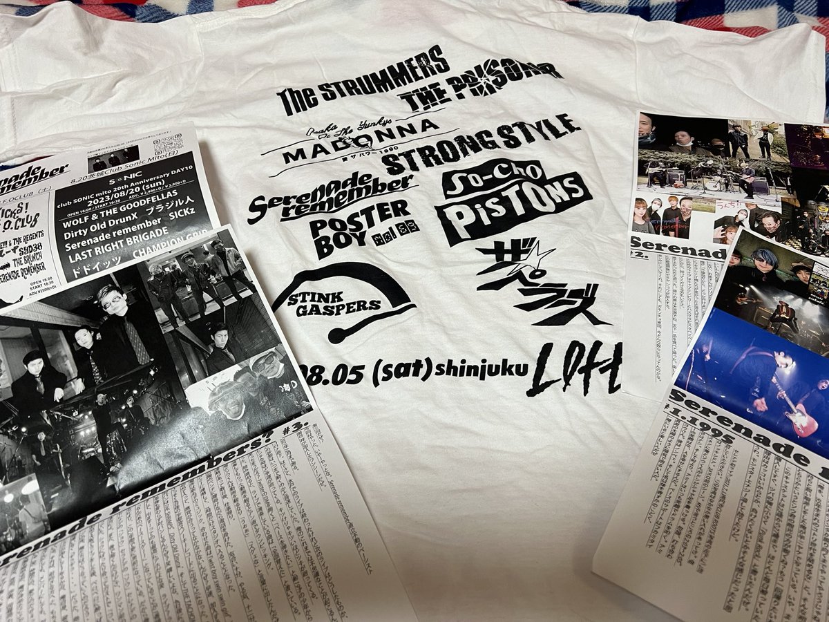 akekin's tweet photo. この錚々たるメンツの中にセレナデやPOSTERBOYがいるからこのTシャツ買った様なモンです(笑)
いやもちろん前のデザインもカッコ良いのです☺️
あとセレナデのこういうフライヤーとかもとても良いと思う。 https://t.co/i122Wnm1jj