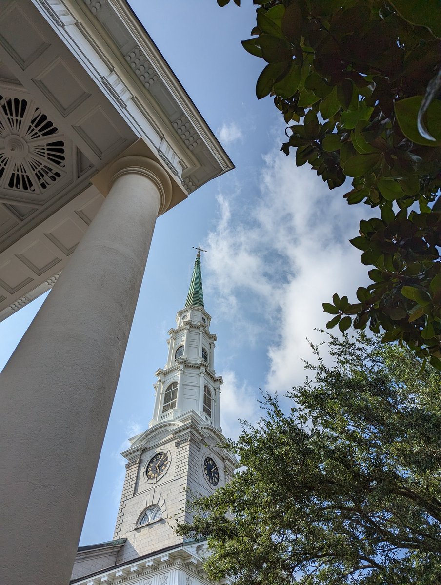 It's been a great 3 days of all-you-can-imagine science at #PlantBio2023  #ASPB 🌱🌾🍅🌻
After months in the making tomorrow is finally the day for the plenary on intercellular communication that <a href="/SessenDaniel/">Sessen Daniel</a> and I organized! If you love microscopy come check it out 🔬🧬