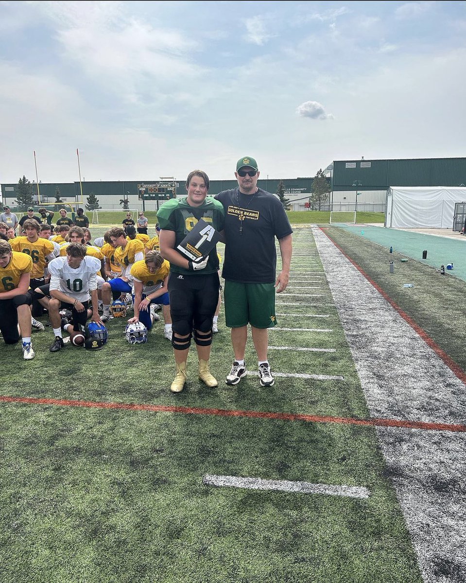 Thank you so much to <a href="/UABearsFootball/">University of Alberta Football</a> and @UACoachMorris for the amazing high school elite hard knocks camp and an official offer