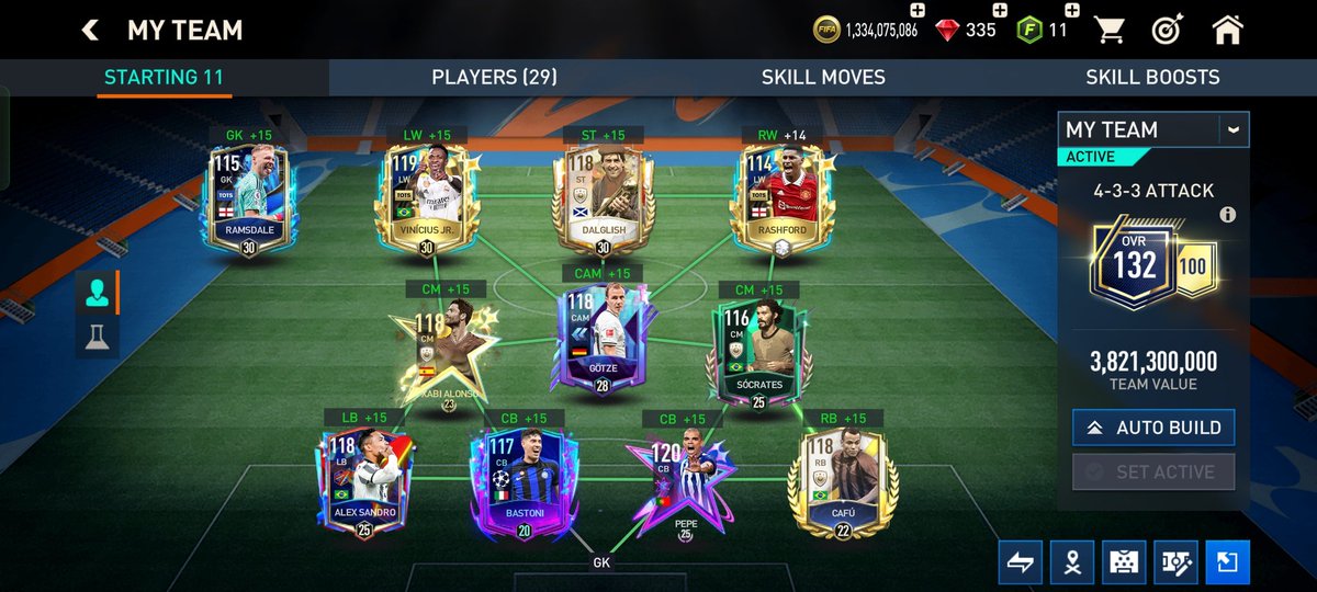 MetoMilu's tweet photo. @EASFCMOBILE @vinijr What will happen to my 1.B coins and players 🥲 after eafc update???.... https://t.co/co2d51LAmT
