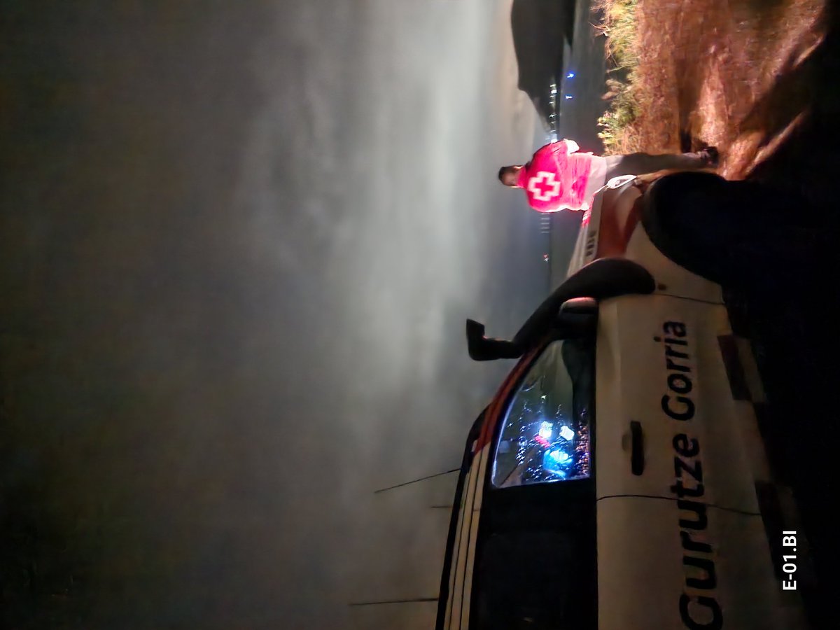 benjarome's tweet photo. Las prácticas nocturnas son fundamentales, pero siempre bien controladas!!
Gran trabajo al voluntariado.
@CruzRojaBizkaia 
@CruzRojaGip
@CruzRojaAlava
#cruzrojadelmar https://t.co/FG5sIOr9nB
