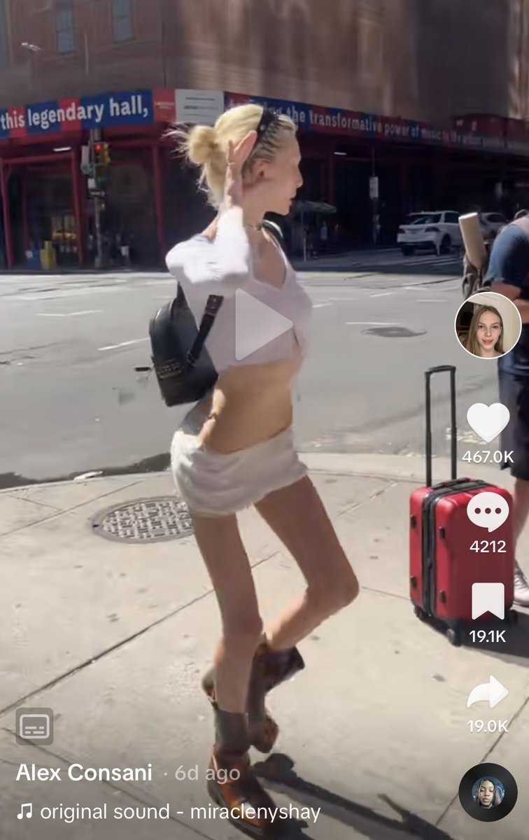 trihpping's tweet image. alex consani’s new TikTok …?