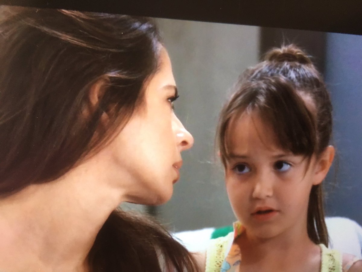 ShirlGCadotte55's tweet photo. #SamNScout so adorable π₯° a mommy n daughter hug π«, we need more time with them and her brother #Danny too! #GH60 #Kelly20 https://t.co/QujrFLOLC0
