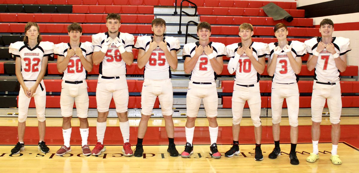 thebarnhearts's tweet image. Our Brookside Seniors! ❤️🖤🏈#classof2024 #CardinalStrong @ScottOD91 @PrincipalAdkins @Brookside_AD