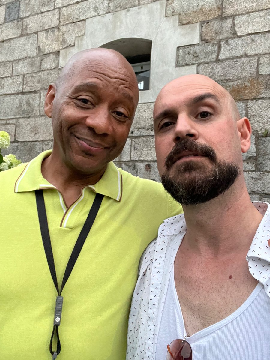 tommyhamilton's tweet photo. Just a couple of smoothies in Newport…
@bmarsalis thanks so much, man! That was a beautiful set and hope to do it again sooner than later 💖
#baldisbeautiful #newportjazzfestival #withoutanet #thatwasfuckingawesome #phillyboy https://t.co/JLY7lhmQK6