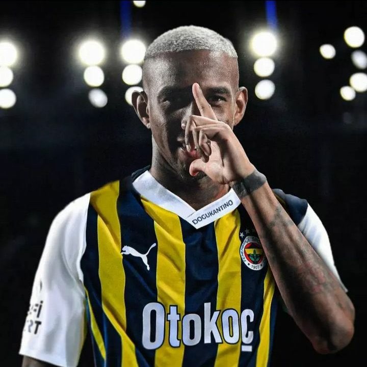 Batshuayi sattın parasıyla talisca çektin ne psikoloji kalır ne üstünlük tadic gibi hücumda her yerde oynar bu adam #ÖnceKalite