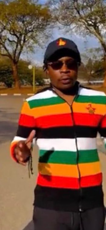 TinoRadioActive's tweet image. Let’s settle this

Rt For Hozhwa                Like For Muku