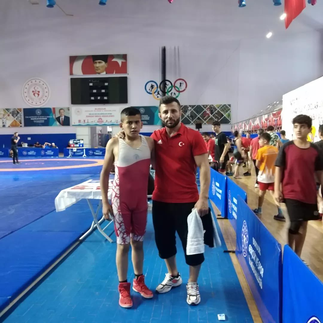 GSB_Yozgat's tweet photo. Antrenörlerimiz Ahmet ÖZDEMİR ve Muharrem AÇIKYÜREK gözetiminde sporcularımız çeşitli dereceler elde ederken takım olarak Yozgat’ta 3.lük başarısını elde etmiştir. Tebrik eder, başarılarının devamını dileriz. https://t.co/tJQI0urZHi