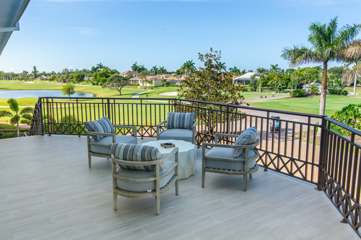 WojtekWM's tweet photo. Recently I had a chance to take interior photos and videos for the prestigious #IslandCountryClub in #MarcoIsland! If you need interior photography and videography services, feel free to get in touch. Let's make your space shine and impress your audience! https://t.co/8SFpFCI6Z6