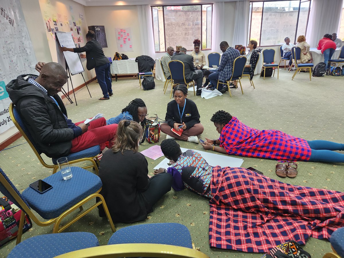 Shopping for Knowledge &amp; for Experience. Marketplace-  In multicountry Linking &amp; Learning festival in Nairobi, <a href="/voicetweetz/">Voice</a>  grantees visit each other's stand to learn from each other. Realization that although u work on a  diff topic, you  have a lot of things in common