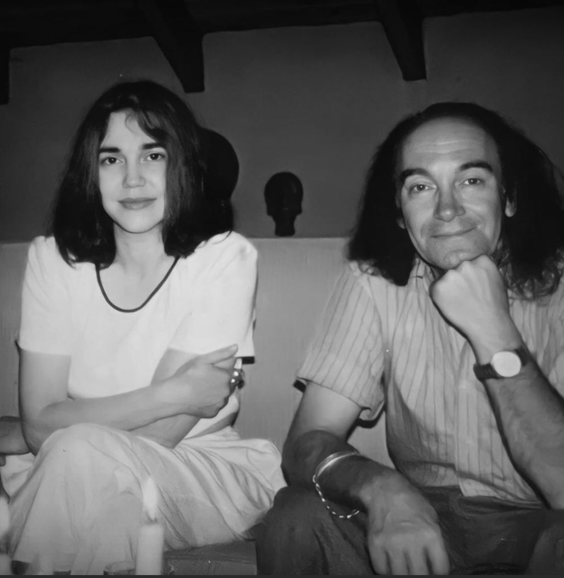 Fesuphanallah demeyen var mıdır içimizde; ya da Gönül Salıncağı’na binmeyen, Kör olası Çöpçüler aşkımı süpürmüşler diyen de biz değil miydik? Öyle bir geçer zaman ki diye de az ağlamadık hani… Hey gidinin Erkin’i hey!Getirin bana o günleri yakalım bugünleri. 
Türk Rock Müziğinin