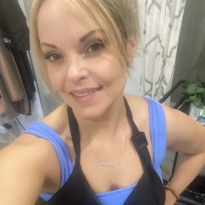 candacious11's tweet photo. #NewProfilePic https://t.co/MdoFG5AFc2