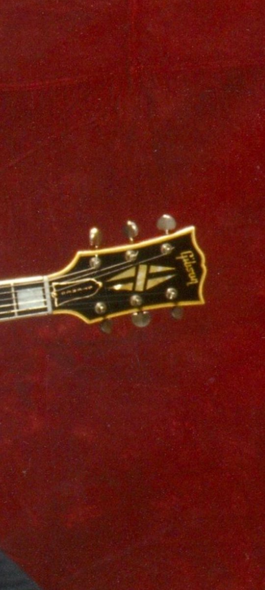 @brucekulick @UltimateRockPix Gibson ES-355 

Headstock looks like Norlin era...