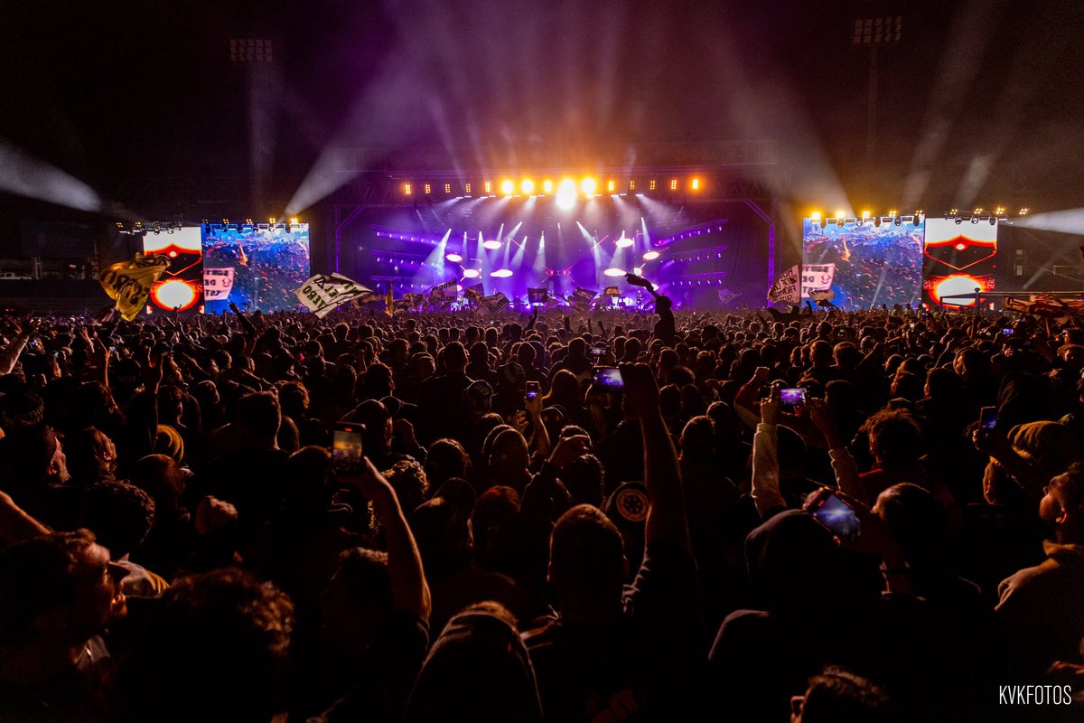 Los Fundamentalistas del Aire Acondicionado tweet media