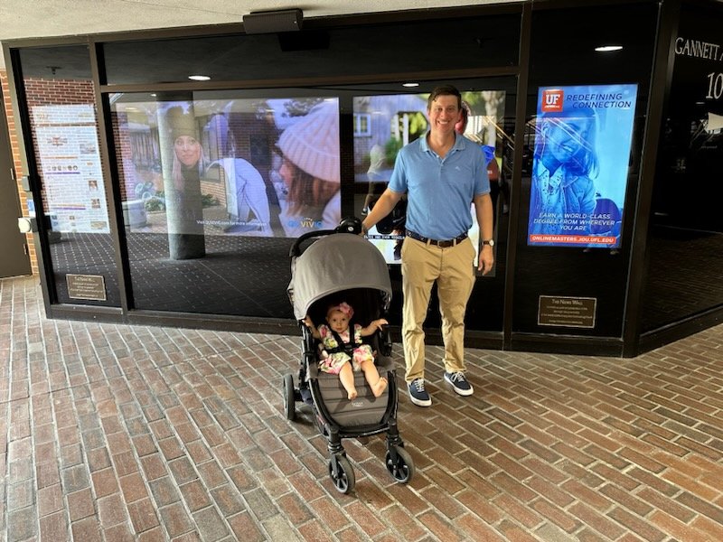 My wife and I are both Gator alumni (her undergrad, me PhD) and we brought our 👶🏻🐊 to campus yesterday for a student dance performance.

Classes start later this month and it's my first time teaching at UF since 2017 as a grad student. Can't wait to be back!