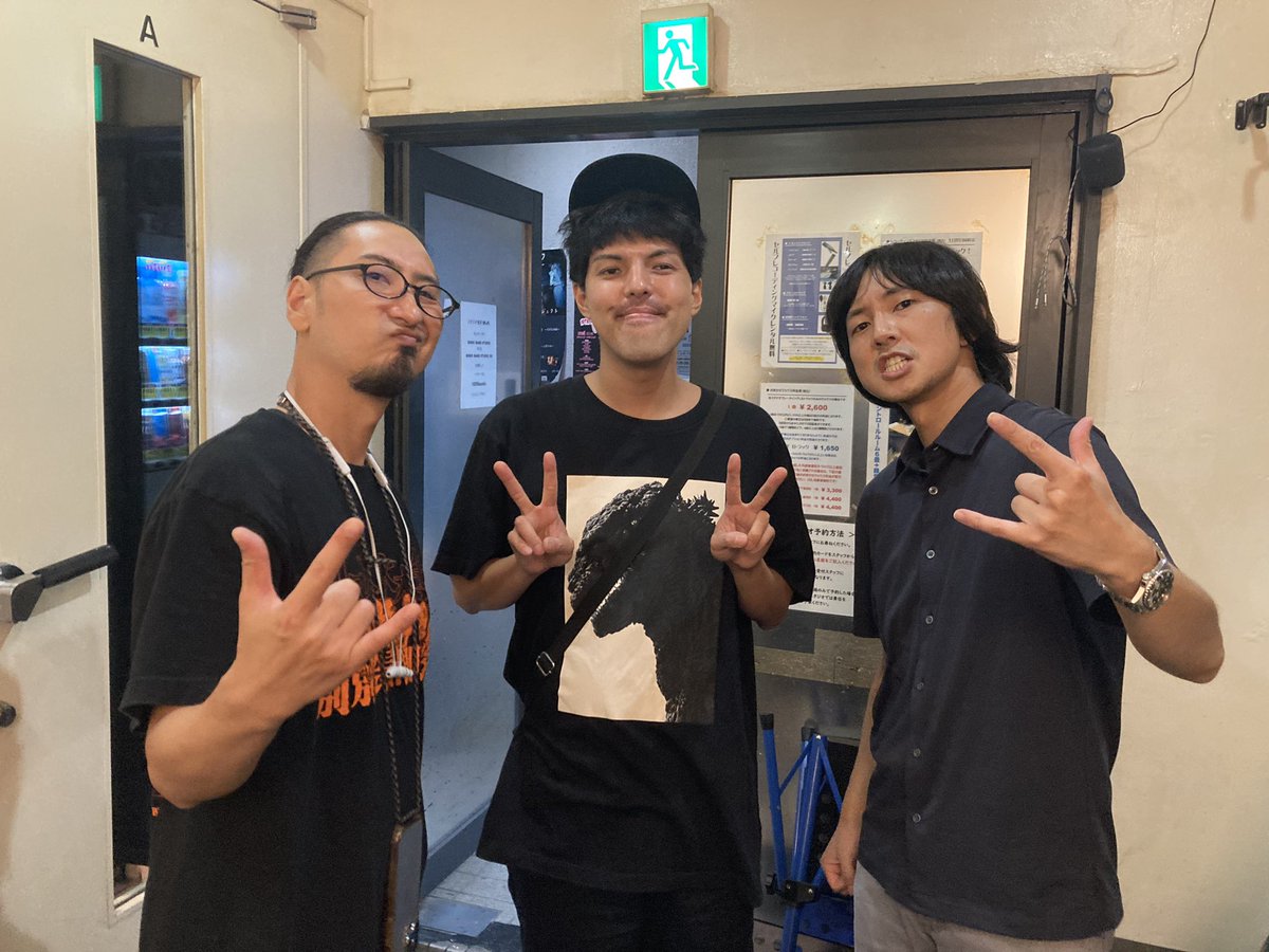 sabotensatoshi's tweet photo. 今夜リハーサルにお付き合い頂いたお二人。
8/19高円寺にてお待ちしています。 https://t.co/DBrdmrJ7Ea