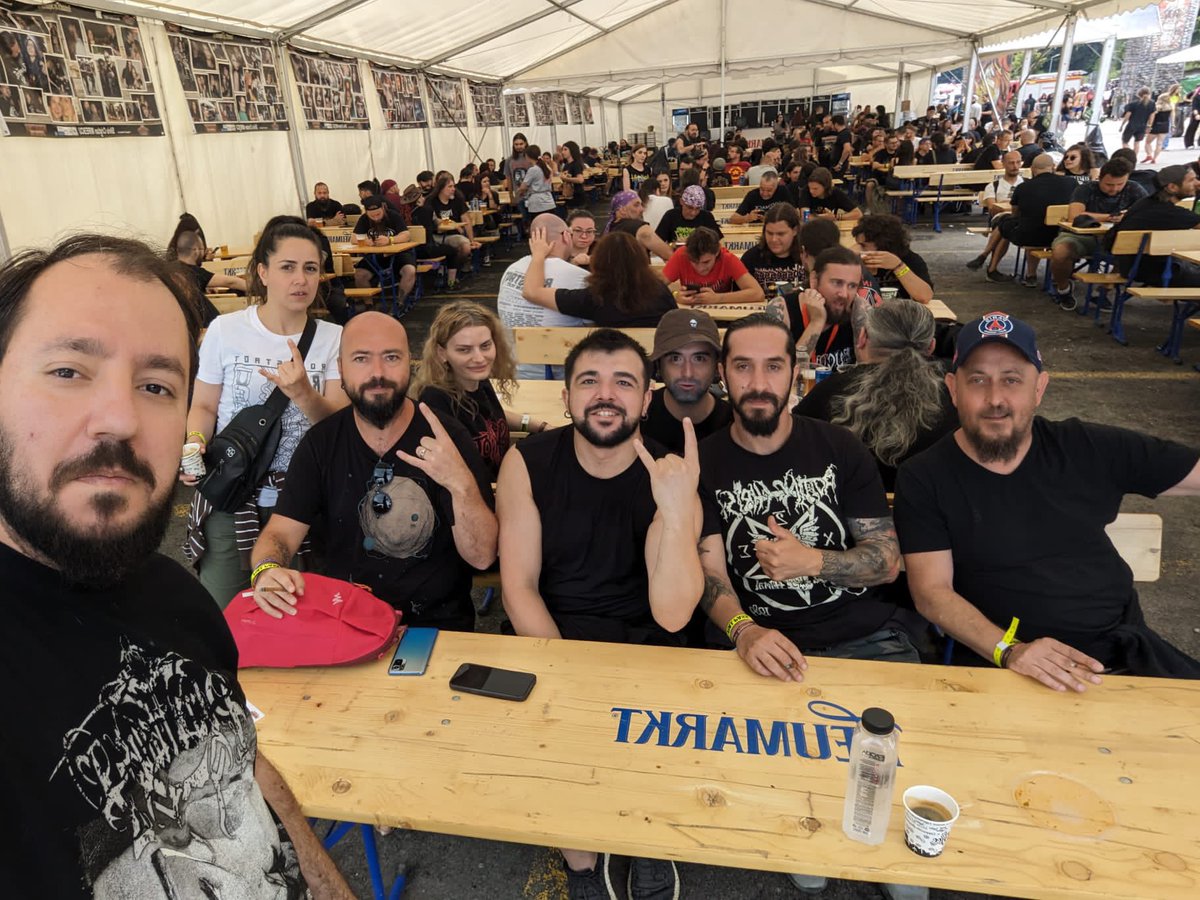 ozimouu's tweet image. festivalden geriye bu fotoğrafı bırakıyorum…. #rockstadt #rasnov @koranoid