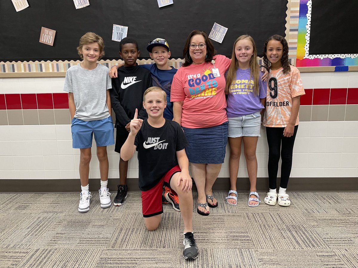 Elizabeth Benno (@elizabethbenno) on Twitter photo The Johnson Morning News Crew. Filming the first two episodes of the Johnson Morning News. <a href="/PISDJohnsonElem/">Johnson Elementary</a> The Johnson Morning News Crew. Filming the first two episodes of the Johnson Morning News. <a href="/PISDJohnsonElem/">Johnson Elementary</a>