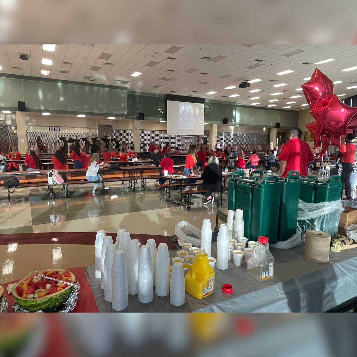 JISDRocketPride's tweet photo. Welcome back faculty and staff! We’re excited to begin the 23-24 school year! 📓✏️🍎 https://t.co/nL91rYzd3R