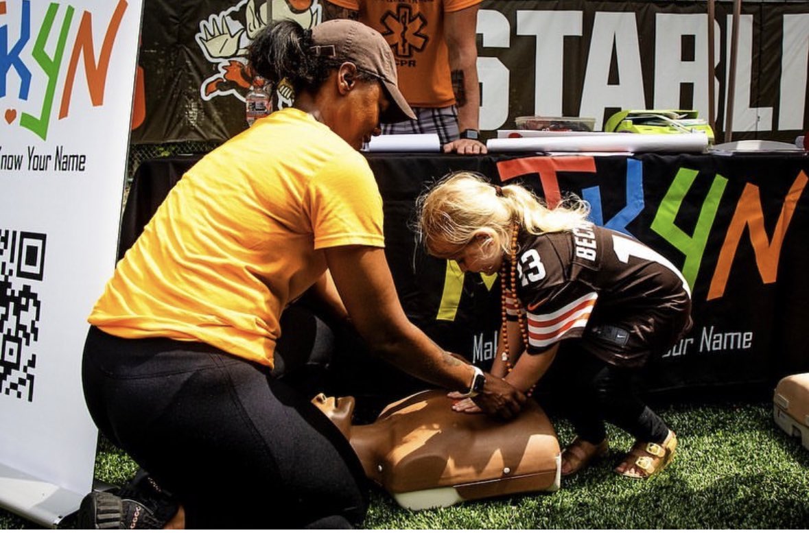MTKYN_'s tweet photo. We trained over 100 people in CPR/AED’s at Browns Training Camp! 🧡 https://t.co/8UtBZYkJdh