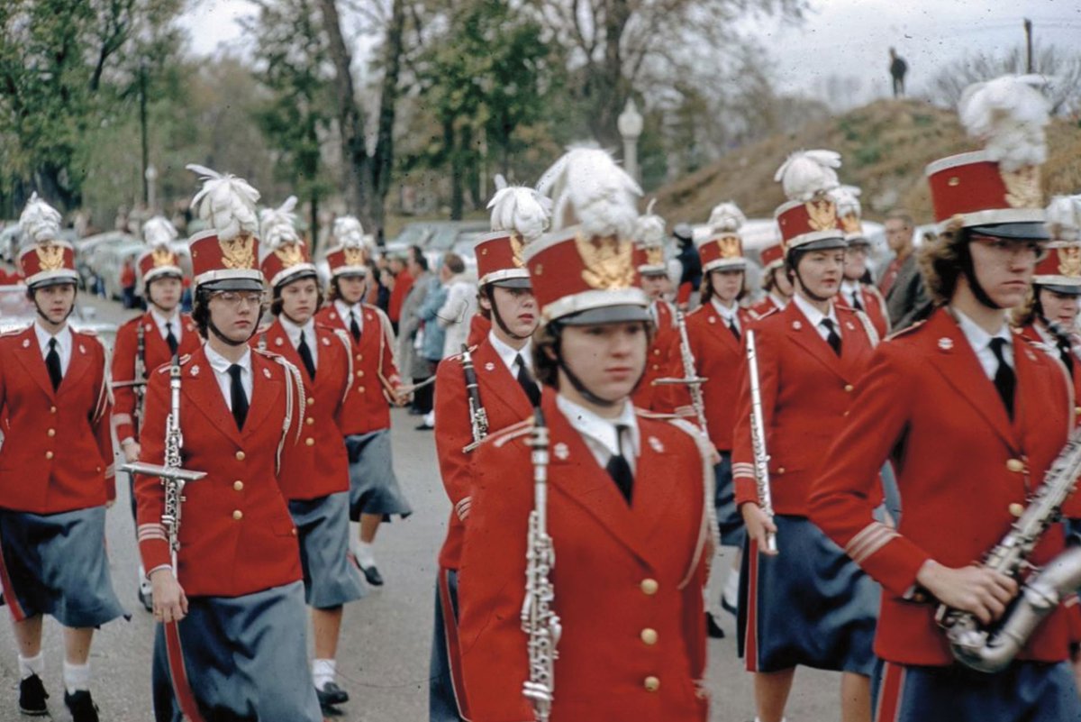 IllinoisStateU's tweet photo. The history of band at @IllinoisStateU can be traced back more than 100 years from when a "Varsity Band" was developed to perform at sporting events to what we know as today's @isubrmm 🎼
https://t.co/DDNnZtJW8y https://t.co/SLWUqKvlmU