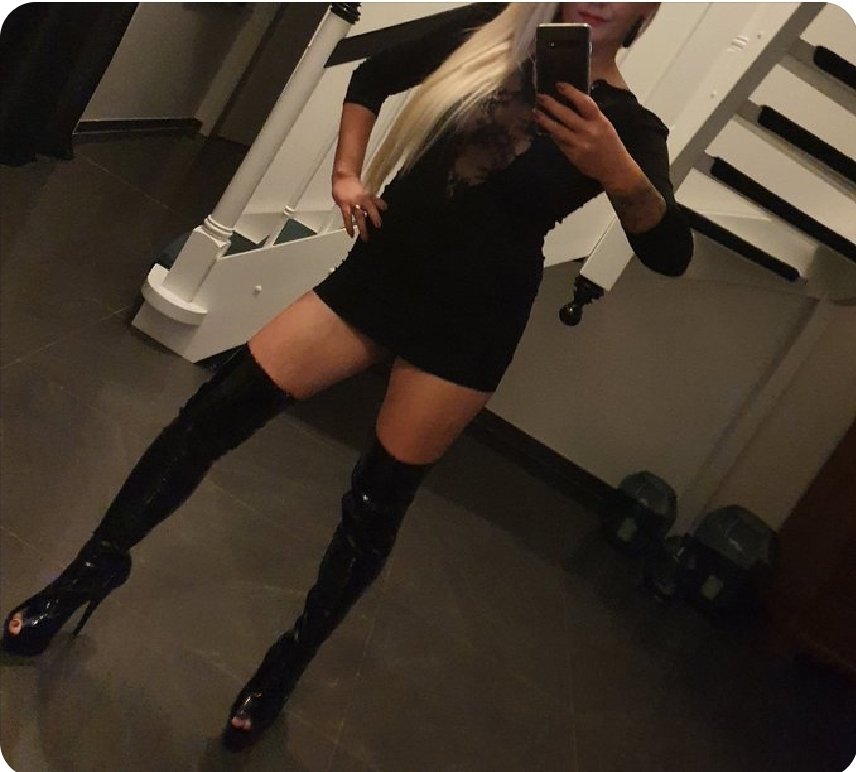 Mistress Leonie (@bea4you_) on Twitter photo 