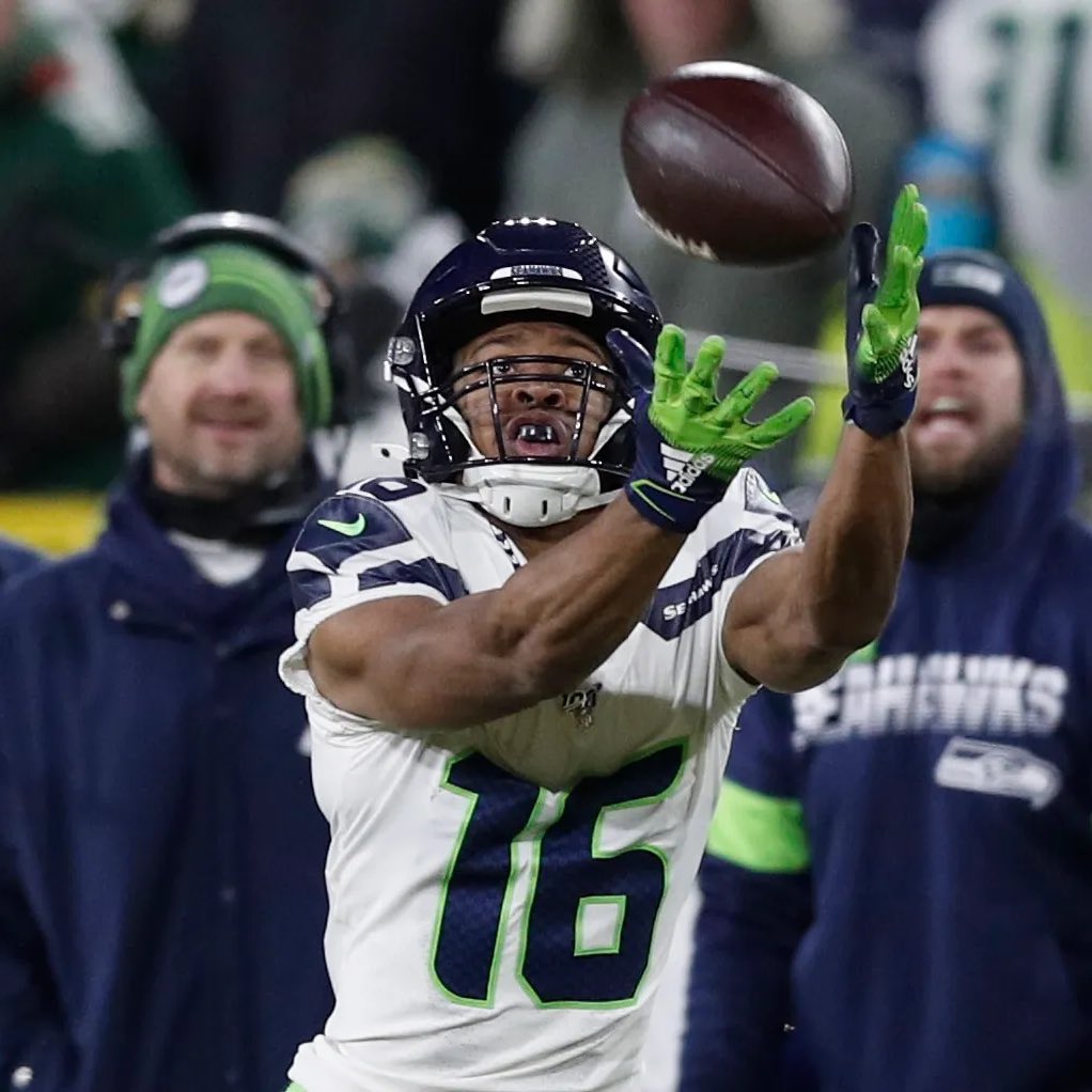 SeattleONTap's tweet image. This probably isn’t easy for a Seahawks fan to pick… but let’s say you had to… 

Doug Baldwin or Tyler Lockett? 🧐