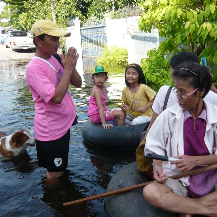SitthichockK's tweet photo. ผู้แทนติดดิน https://t.co/wLxzqYYenK