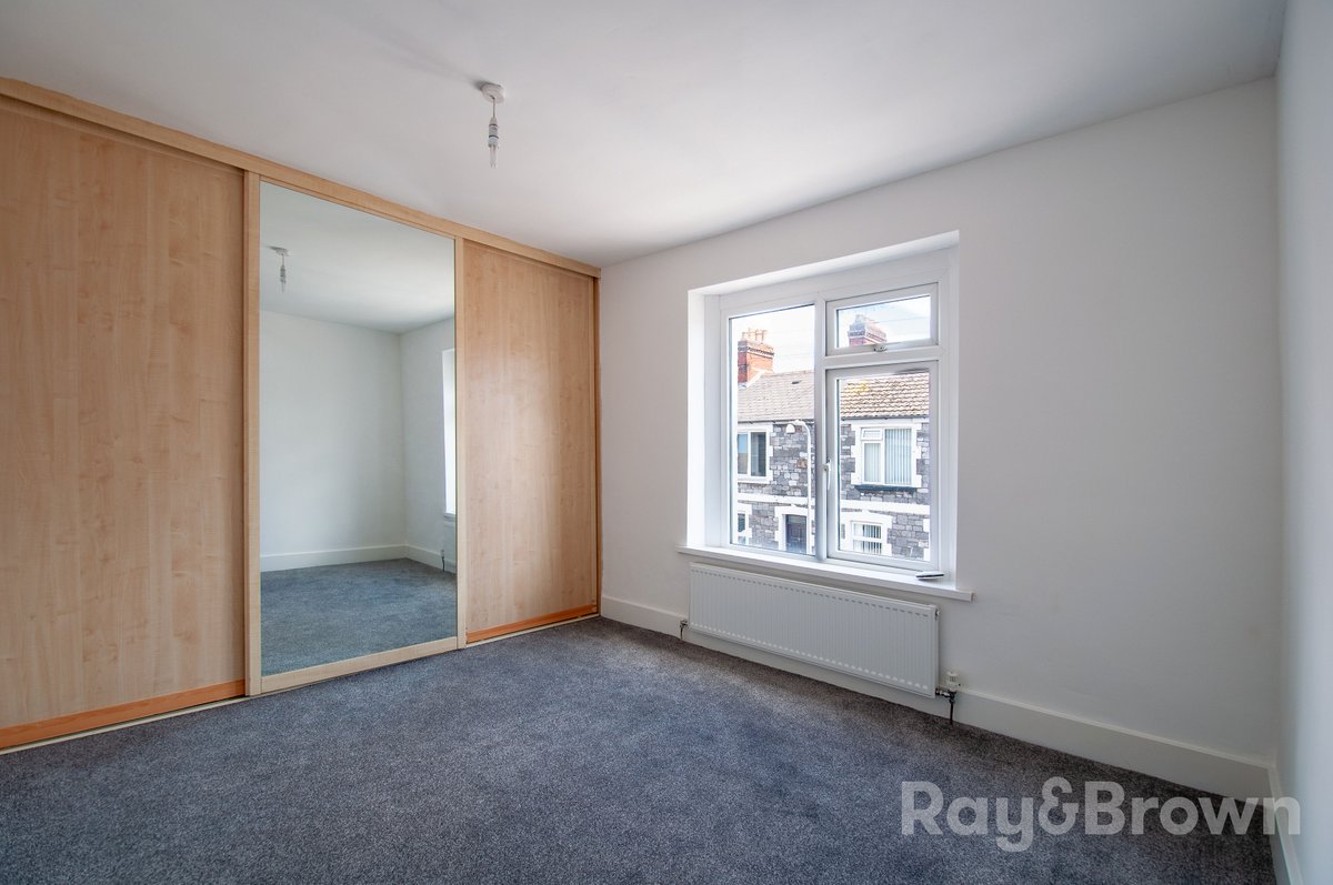 RayandBrown's tweet photo. Fantastic Opportunity
New to market we have a fantastic property located within walking distance of Cardiff City Centre.
Ideal rental opportunity or First Time Buy this Freehold property is ready to move into.
https://t.co/k1KoBUYTAZ
#cardiffproperty #estateagent #cityliving https://t.co/9tRe13xgQp
