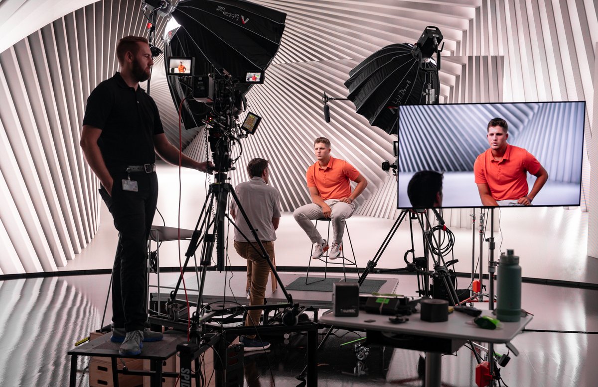 ArthrexMedEd's tweet photo. Here's a look behind the scenes of our latest Stay in the Game shoot with @Vol_Baseball and @USABaseball ace @DrewBeam_. Stay tuned to see how #Arthrex innovation helped Drew get back on the mound after an ulnar collateral ligament (UCL) injury.
@JeffDugasMD #Innovation #UCLInjury #InternalBrace
