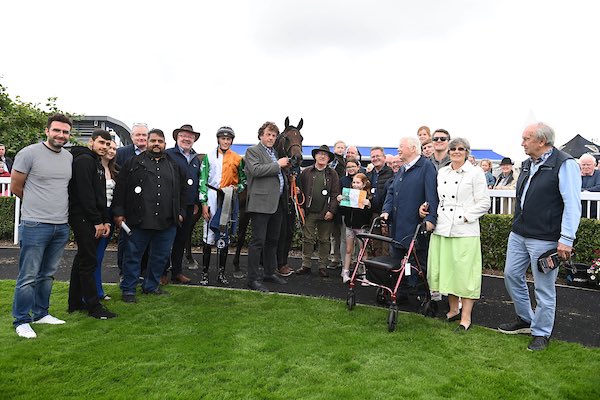 ShamrockTBS's tweet photo. Rush Queen wins the @IrishEBF_ Rated Race at @NaasRacecourse today in the hands of @cianmac01 for the @adomcguinness1 Team. Well done to all Shamrock shareholders involved #FastFilly #BreezeUpGrad #BanshaHouseGrad https://t.co/FazY1tEucK