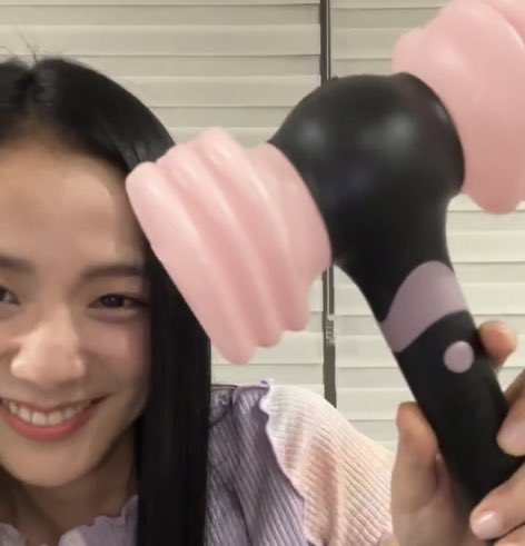 Soo đã nói rồi nên mng hãy cứ bình tĩnh và đợi tin thôi, dù thế nào thì t cũng vẫn luôn ở đây và đồng hành cùng 4 tyêu to bự của t🥰

ALWAYS WITH BLACKPINK
#7YearsWithBLACKPINK
#FOUReverWithBlackpink
#일곱살_블랙핑크_일평생_함께할게