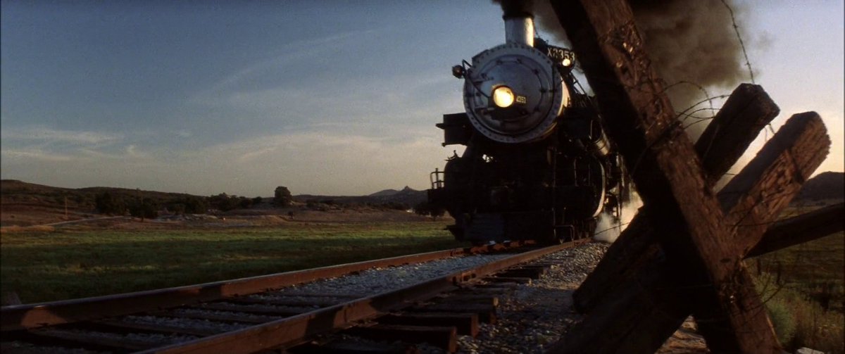 BayPerfectShot's tweet photo. PEARL HARBOR (2001)  

Cinematography by John Schwartzman. https://t.co/37iJbOmNlv