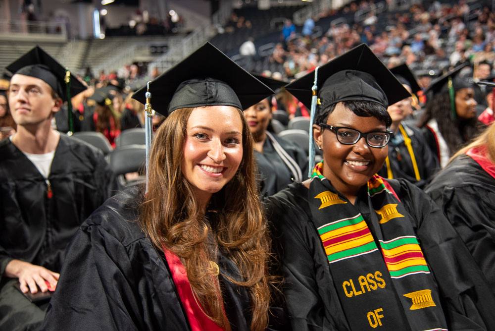 UCBlueAsh's tweet image. Enjoy more pictures from Friday's Commencement festivities 🎓🎉❤️

See more photos in the album created on our Facebook profile.

#UCGrad23 #Commencement