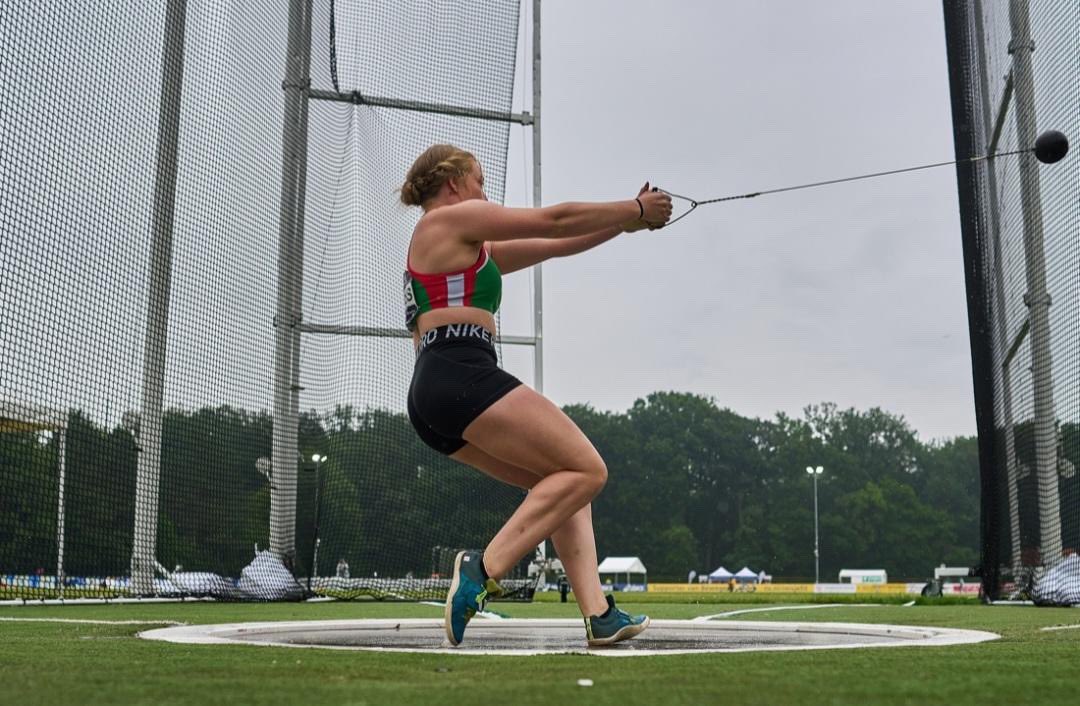 CalTFXC's tweet photo. Audrey Jacobs is headed to the final at the @EuroAthletics U20 Championships!!
She threw the hammer 63.35m (207-10) for the second-best mark in the field and will compete for a spot on the podium tomorrow morning. ๐ฅ
#GoBears๐ป https://t.co/cXbo3LVETT