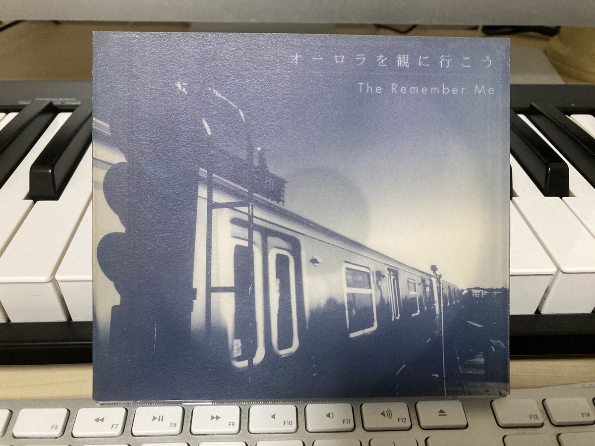 ryo_tono's tweet photo. なんか突然聞きたくなってバンドの古いCDを引っ張り出して聴いてる。当時せっせと自分たちで焼いてたCD-Rちゃんと再生できたぞ!荒削りだなぁと思いながらも我ながらいいバンドだ。そして俺めちゃくちゃいい曲書いてんなぁ笑
#TheRememberMe https://t.co/ZGckwBWAL5