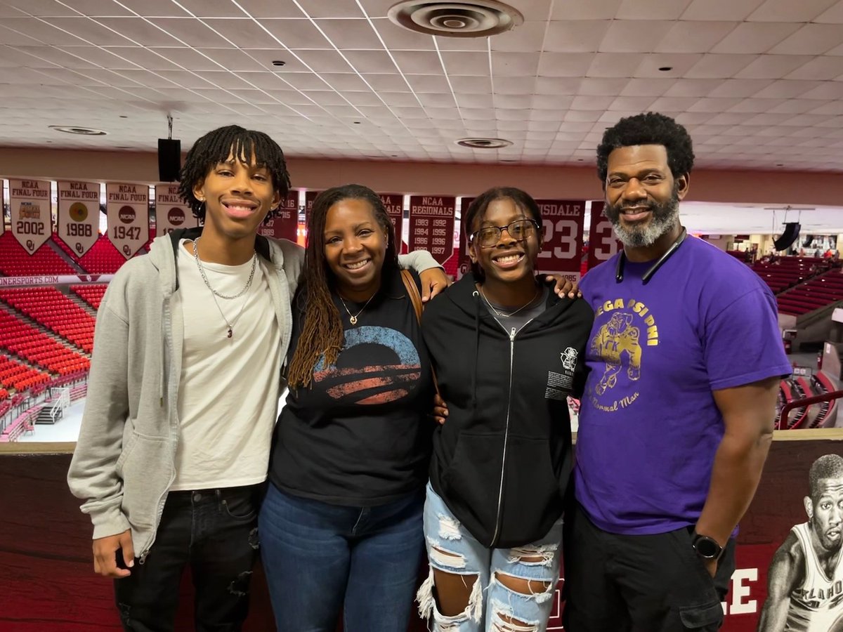 OU_HRL's tweet image. Tomorrow is the big day you've been waiting for! 🎉 Help Move-In day run smoothly by arriving during your assigned time slot. #OUQuickTips #OUMoveIn23