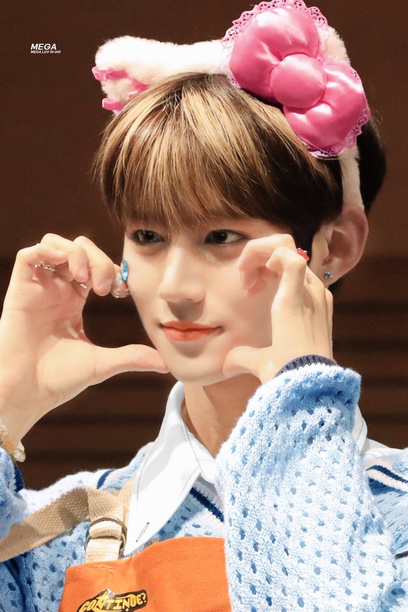 230805  

키티 얀이😻🫶

#루네이트 #LUN8 #이안 #Ian #ルネイト #イアン