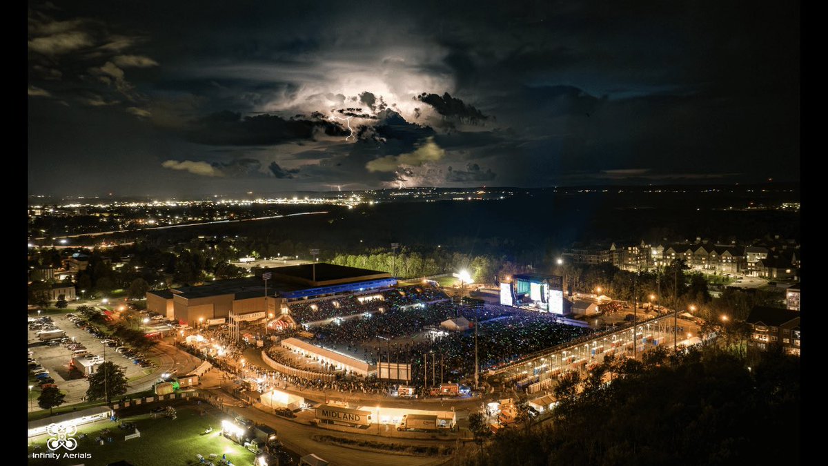 J Waterpail tweet media