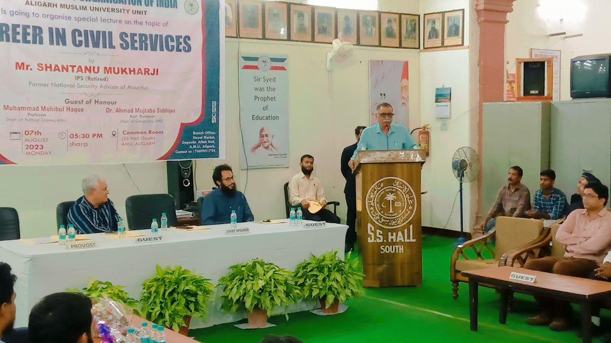msoofindia's tweet photo. Special Lecture by @Shantanu2818 on "Career in Civil Services" is organised by #MSO #AMU unit. https://t.co/Q8yzyeBkk7