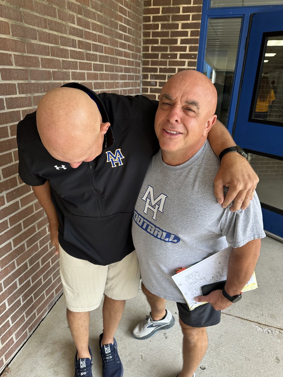 Two of our finest are looking forward to the 23-24 school year!!! ⁦<a href="/mb_russ/">Mary Beth Russell</a>⁩ #votedbesthair