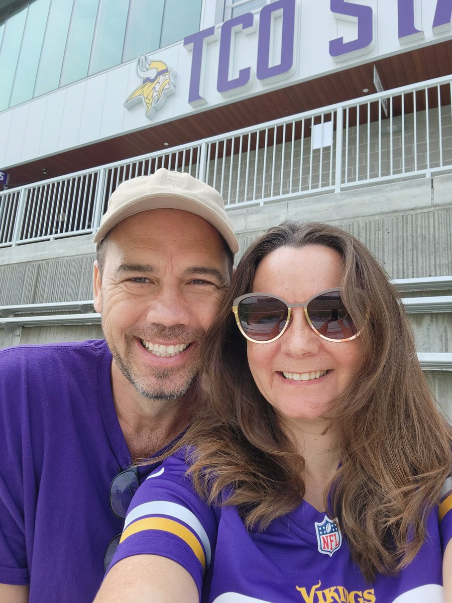 KatrinaKramlich's tweet photo. Getting ready for MN Vikings Football! #skol #vikingscamp #trainingcamp #mnvikings https://t.co/YfqQNExnkA