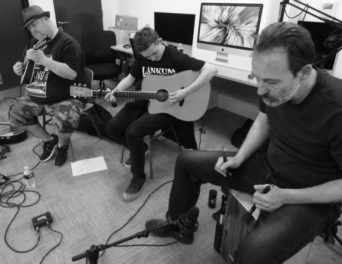 The first of the sumner EP‘s kicked off with Adrian Kissane and friends. I’m currently remixing the EP and I can‘t wait to give him a copy on CD!